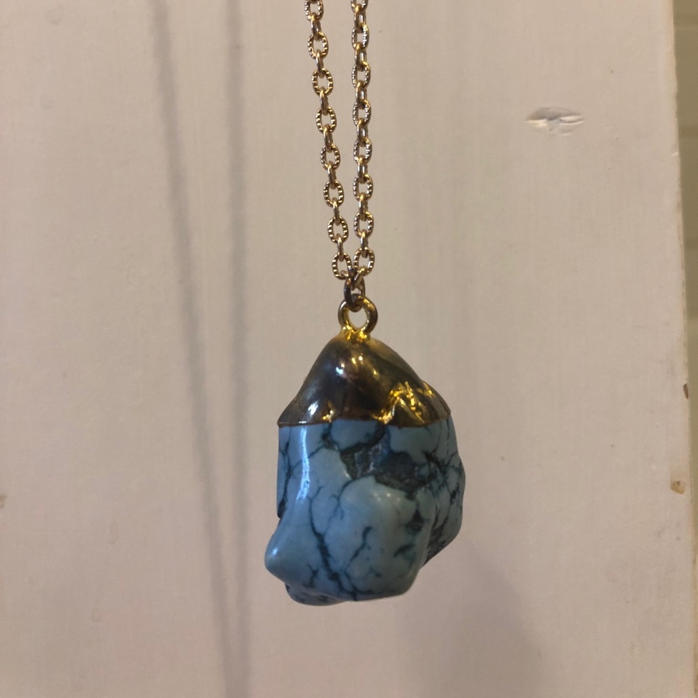 stone jewel necklace